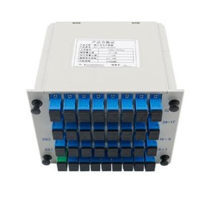 購入 精密性能スプリッタファイバーシングルモードPLC 1x32垂直型SC UPC APCコネクタ オンライン製造