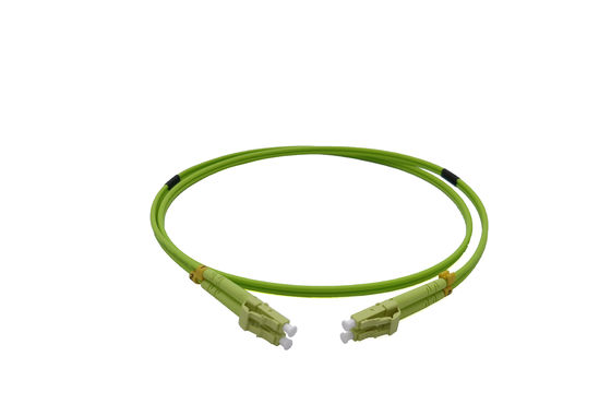 購入 データ センタOM5の光学パッチ・コードのジャンパーLCのzipcord 100G 40Gの有線放送網の緑1M 3mm LSZH オンライン製造